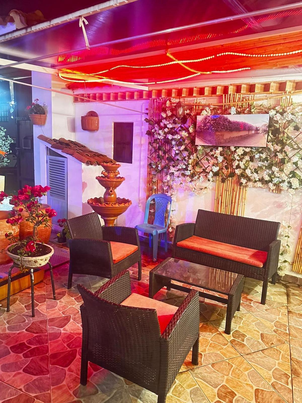La Casa De Flores Hotel *